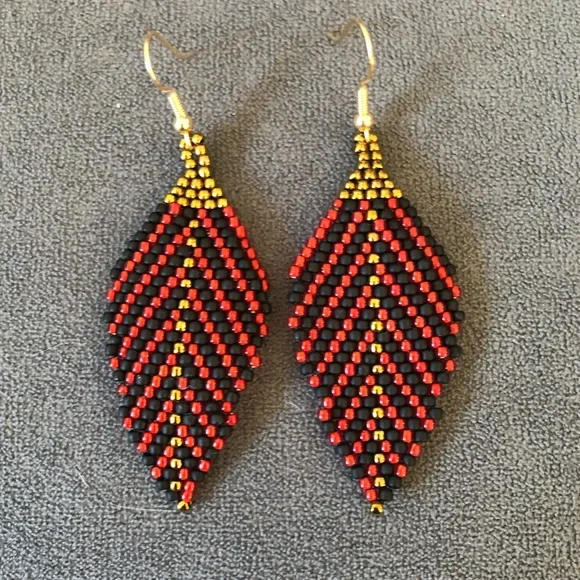 Handmade earrings in red, black and gold - Picture 1 of 5